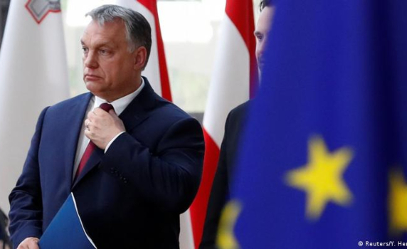 Унгария е заплашила да блокира удължаване на санкциите на ЕС срещу Русия