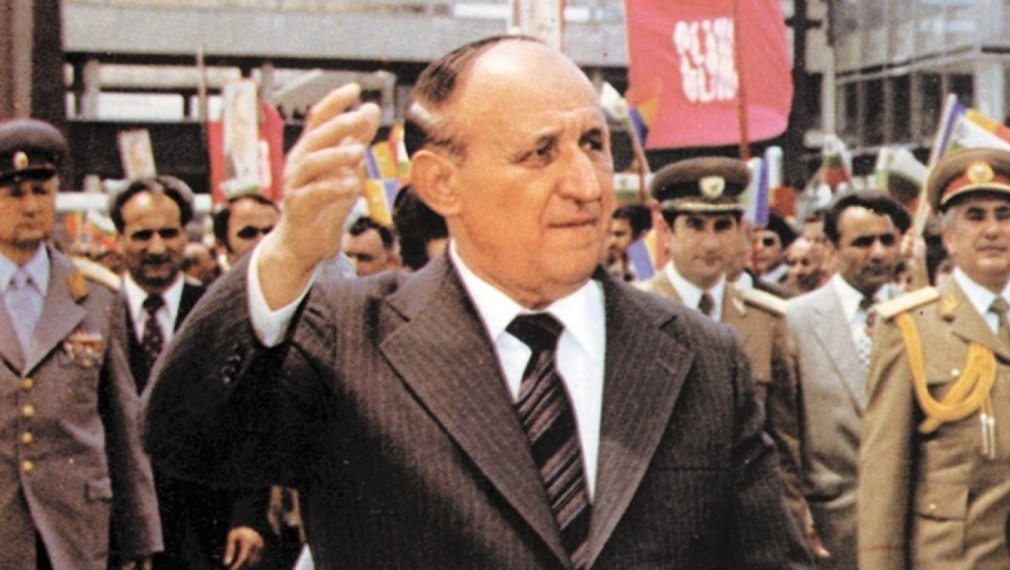 Тодор Христов Живков, управлявал България 35 години (1954 - 1989).