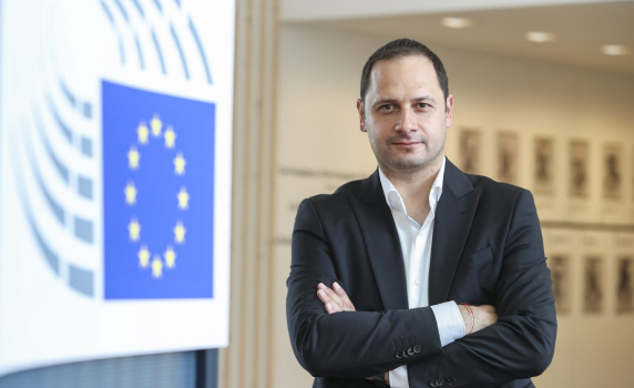 Петър Витанов: Облагането на свръхпечалбите в енергетиката може да даде глътка въздух на хората и бизнеса