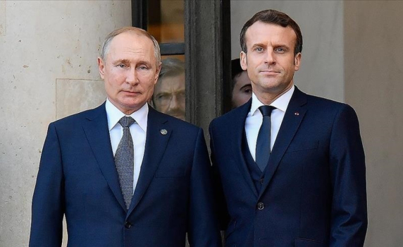 Москва и Париж с различни версии за разговора между Путин и Макрон