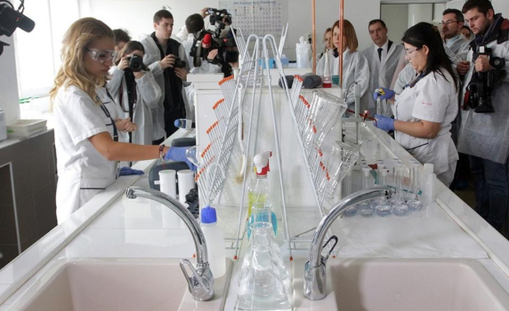 Лабораторията на „Софийска вода“ получи акредитация за изследване на легионела и соматични колифаги във водата