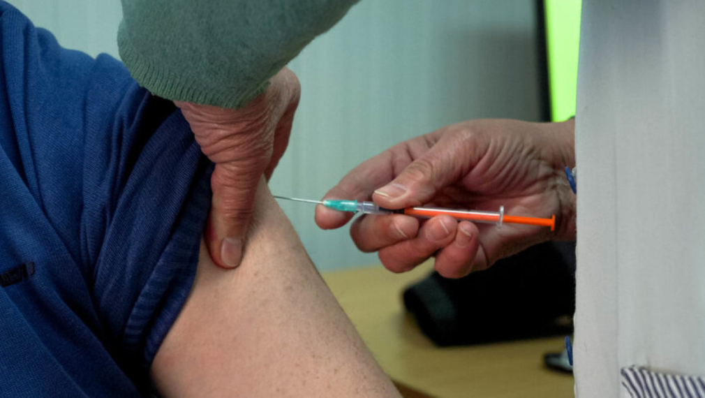 България получи омикрон ваксините срещу COVID-19