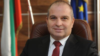 Последвайте Гласове в  Днес министърът на регионалното развитие Иван Шишков се