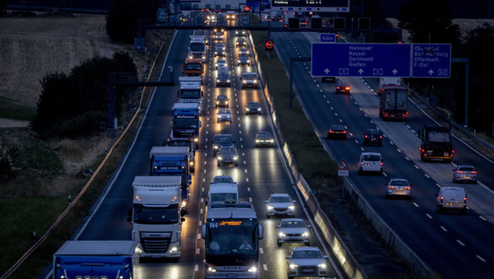 Белгийските магистрали гасят осветлението, за да пестят
