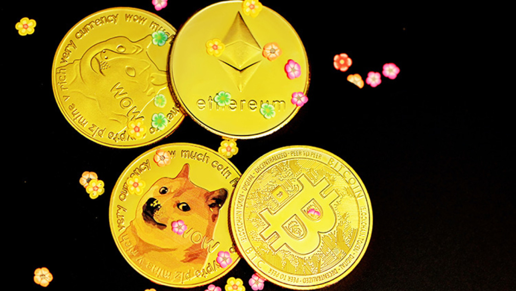 Bitcoin се доближава до 18 000 щ. долара на фона на очакванията за повишаване на лихвените проценти