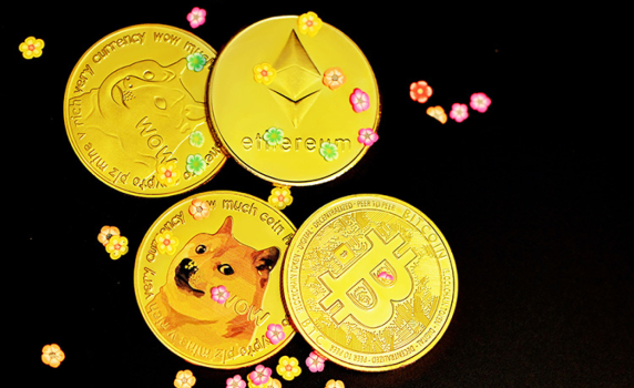 Bitcoin се доближава до 18 000 щ. долара на фона на очакванията за повишаване на лихвените проценти