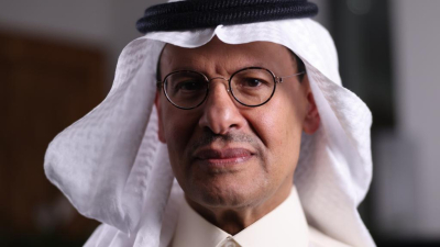 Саудитски принц се нахвърли върху журналист от "Ройтерс" и отказа да отговаря на въпросите му