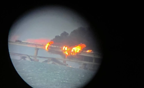 УНИАН: Взривяването на Кримския мост е организирано и проведено от украински командоси (видео)