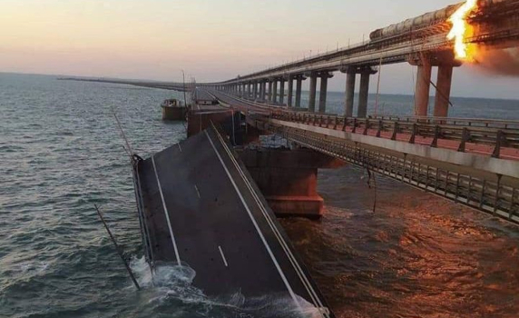 Руското ФСБ: Експлозивите за Кримския мост са изпратени през България. Организатор е шефът на украинското военно разузнаване