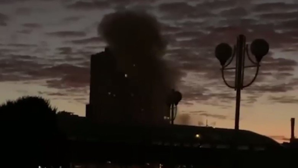 Следвайте Гласове в ndЕксплозии са избухнали в украинската столица. Киев е