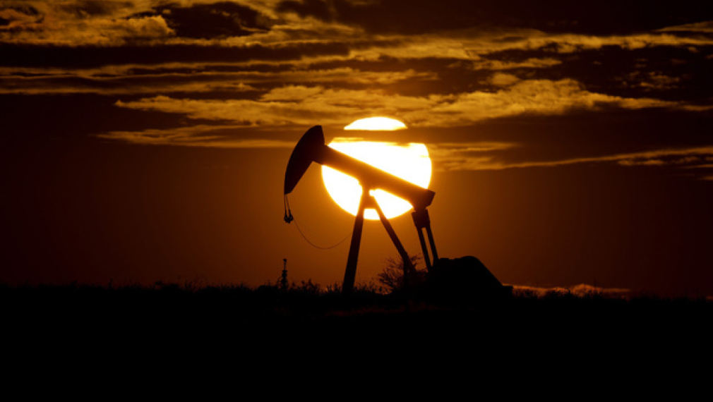 Засилeното търсене повиши цената на петрола
