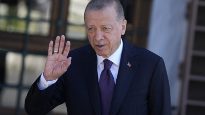 Следвайте Гласове в Турският президент Реджеп Тайип Ердоган ще представи