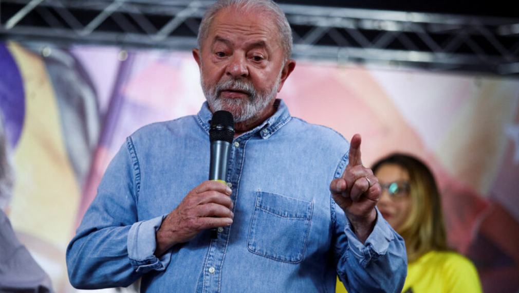 Лула да Силва печели президентските избори в Бразилия