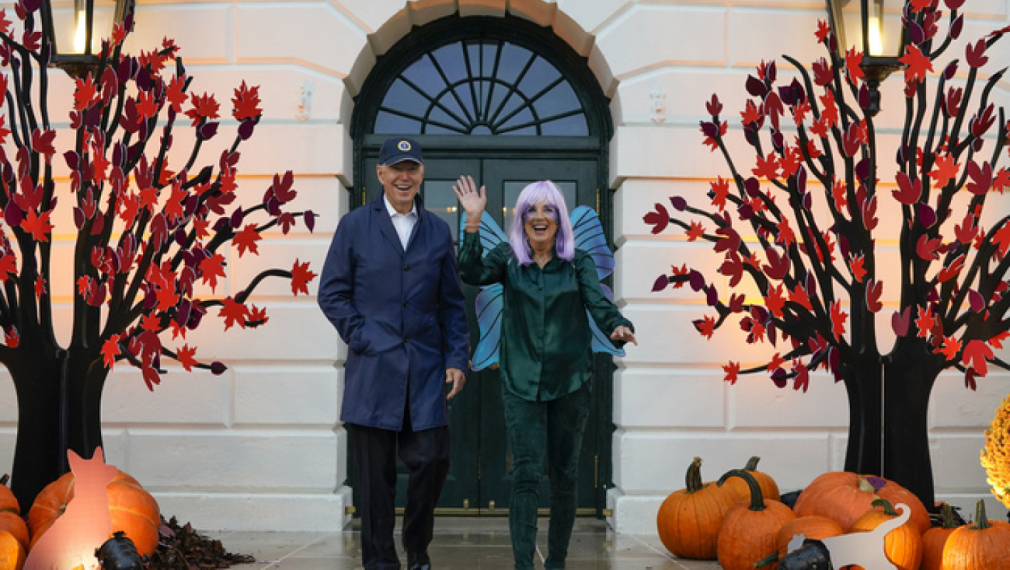 Байдън и съпругата му посрещнаха малчугани в Белия дом за Хелоуин