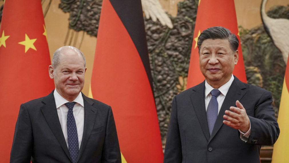 Шолц призова Китай да упражни влиянието си върху Русия, за да спре войната в Украйна