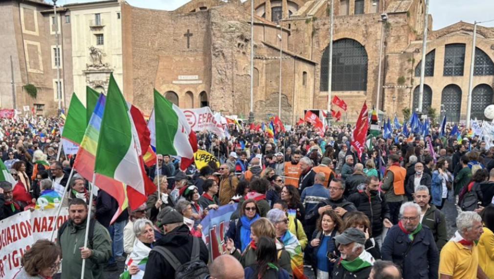 Над 100 хил. души в Рим участваха в демонстрация за мир в Украйна