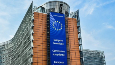 Следвайте Гласове в Европейската комисия даде положителна предварителна оценка за