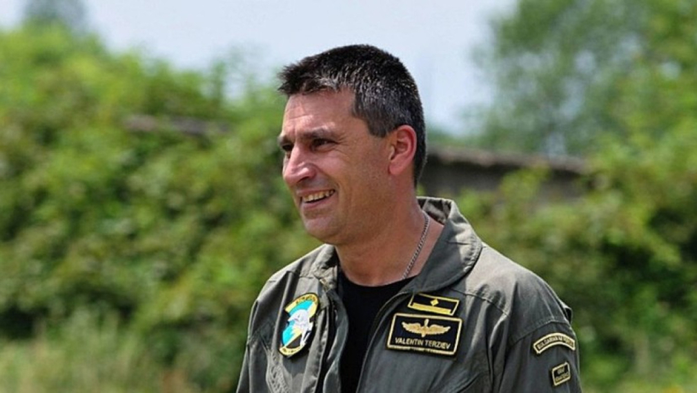 Обвиниха полковник от армията за смъртта на военния пилот Валентин Терзиев