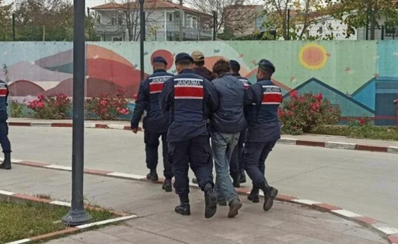 Първи снимки на задържаните за убийството на полицая край Елхово