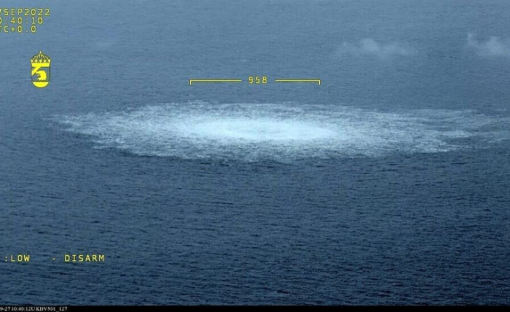 Два кораба-сенки преминали край „Северен поток“ преди взрива