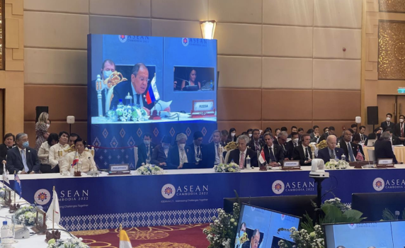 Байдън присъства на речта на Лавров на срещата на върха в Източна Азия