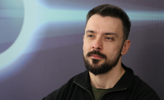 Битката на либералите е да изкоренят в собствените си общества онова, което венцеславят в Украйна
