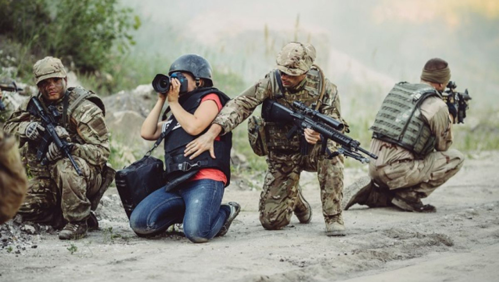 Украинската армия е отнела акредитациите на няколко западни журналисти, които
