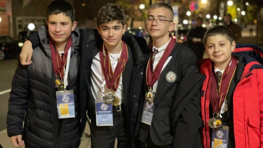 Българче спечели три златни медала на Турнира на шампионите в Йейл