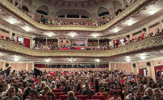 Над 1 500 души в Народния театър в 14-часовата "Нощ на театрите"