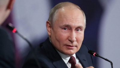 Автор Майк Утни Следвайте Гласове в Защо американците мразят Путин  Тъкър Карлсън