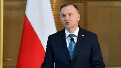 Следвайте Гласове в Полският президент Анджей Дуда каза че Русия