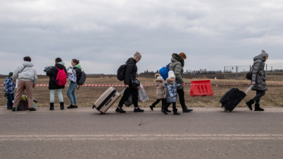 Следвайте Гласове в За реална опасност с бежанците от войната в Украйна