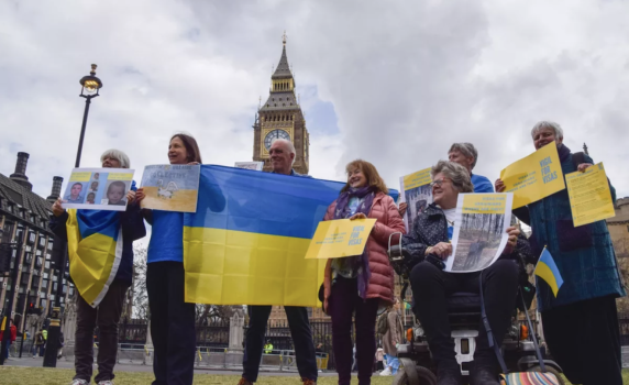 Приемането на украинци във Великобритания е под въпрос
