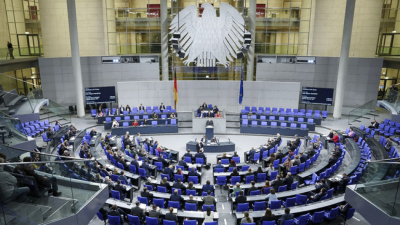 Следвайте Гласове в Германският парламент прие резолюция признаваща за геноцид