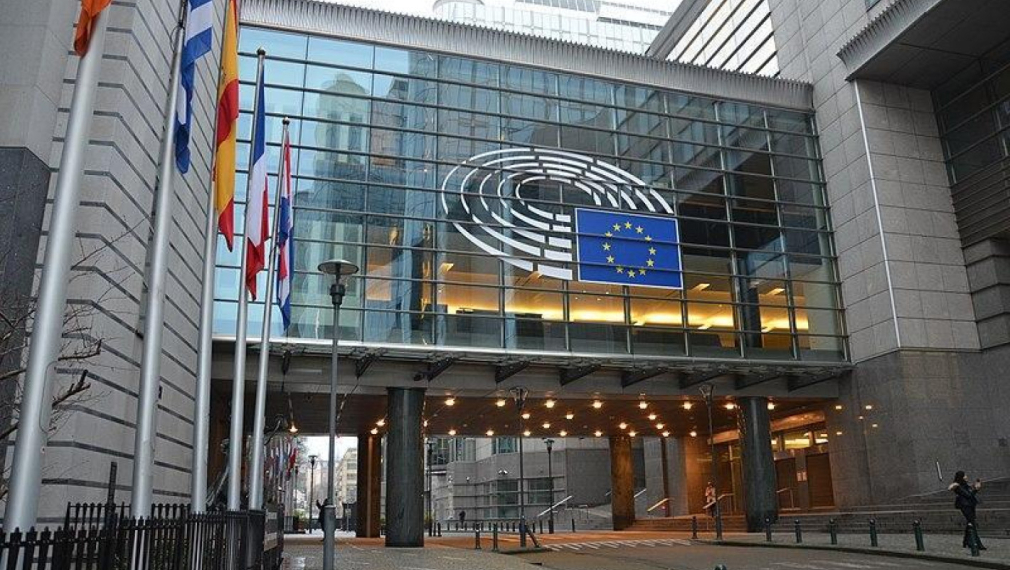 Европарламентът в Брюксел стои без отопление три дни от седмицата