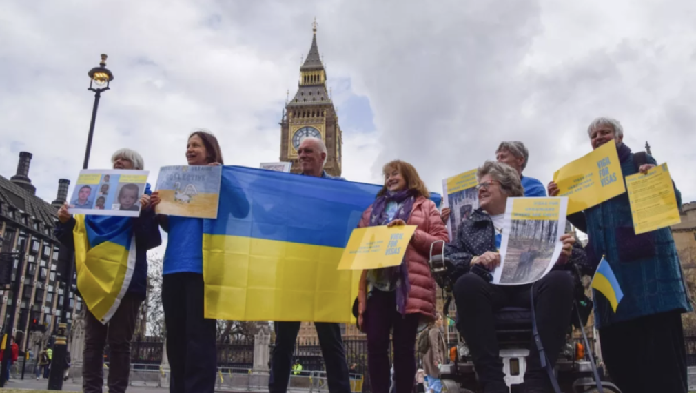 Следвайте Гласове в Около 51 000 украинци, пристигнали във Великобритания