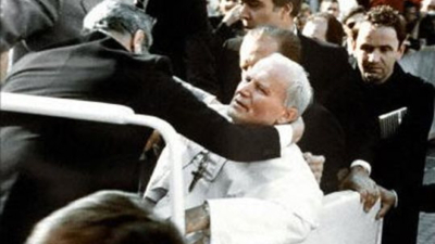 Папа Йоан Павел II беше ранен от Агджа на 13