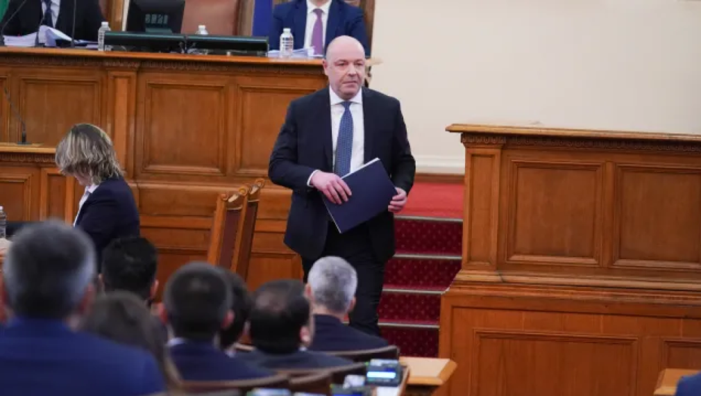 Народното събрание отхвърли кабинета на проф. Николай Габровски