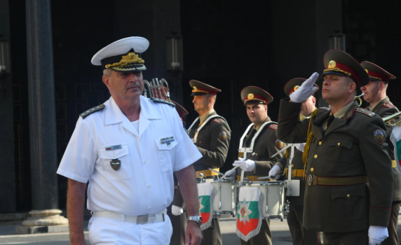 Адм. Емил Ефтимов: Бойната група на НАТО в България вече е оперативно способна, ще разширим обхвата на военните учения