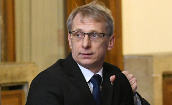 Николай Денков ще е кандидатът за премиер на ПП