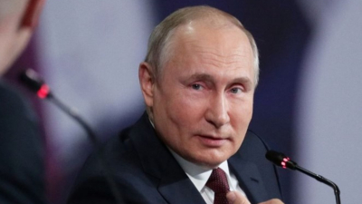 Следвайте Гласове в Владимир Путин поиска да чуе предложения от