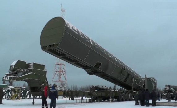 "Нюзуик": Русия разгръща "непобедимото оръжие" на Путин - хиперзвуковата система "Авангард"