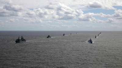 Китайският и руският военноморски флот провеждат съвместни учения на 23