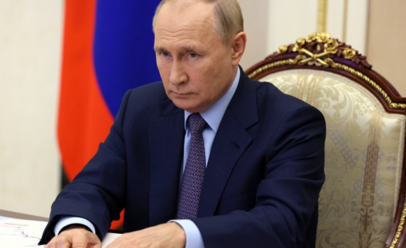 Русия спира продажбата на петрол за страни, наложили таван на цената му