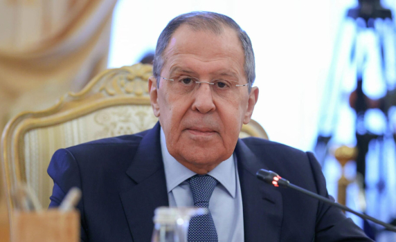 Лавров: По дипломатически канали САЩ ни казаха, че не планират пряка война с Русия и няма да изпращат военни специалисти в Украйна