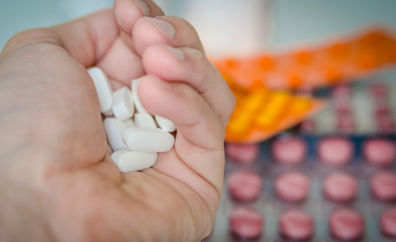 МЗ съобщи за извънредни доставки на лекарства след сигнали за недостиг