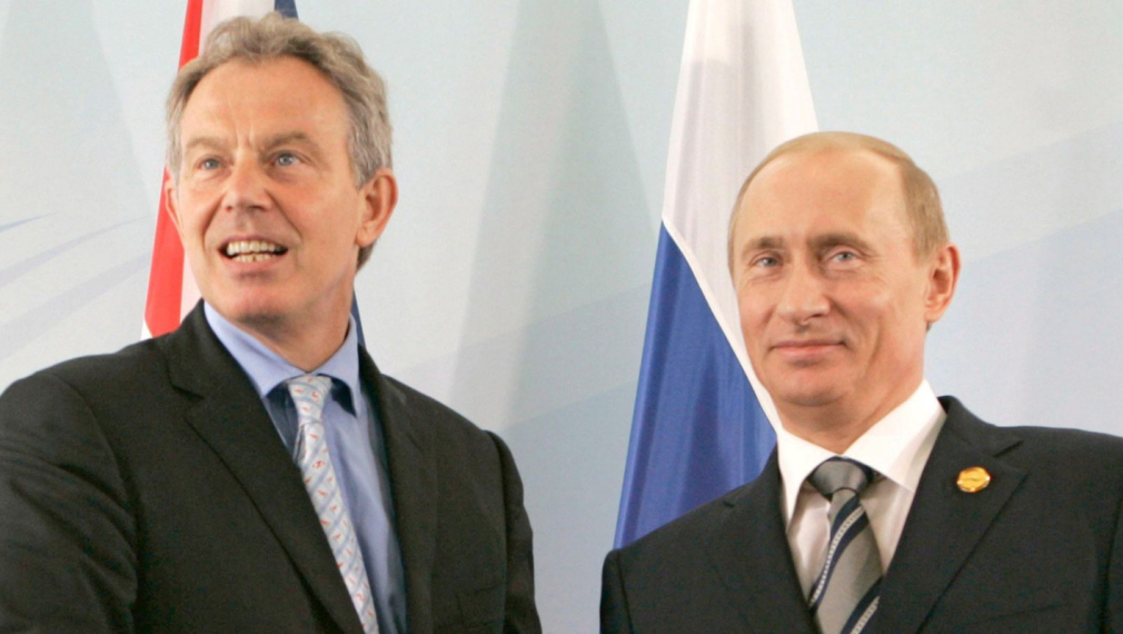 Блеър искал Путин да получи място сред водещите лидери в света