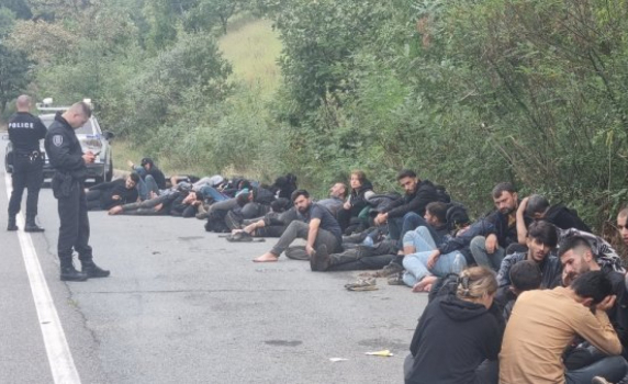 За 11 месеца в България са задържани 15 600 мигранти