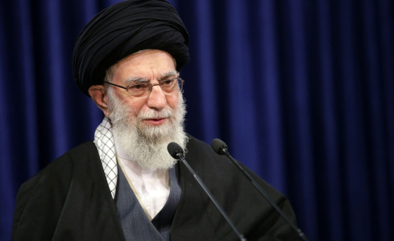 Аятолах Хаменей смекчи тона към жените, носещи "неправилно" хиджаб