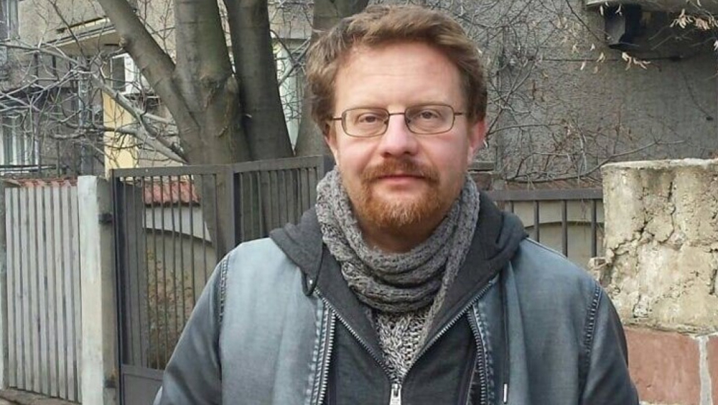 Социологът Алексей Пампоров: Ако Радев даде третия мандат на ДБ, ги поставя в капан